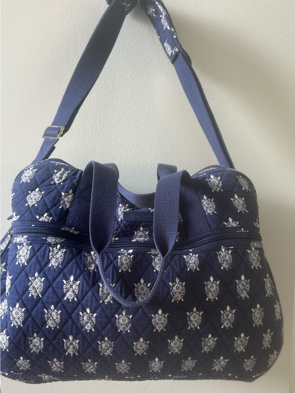 Vera Bradley Glenna Large Duffle Bag Blue With White Sea Turtles W/ Straps